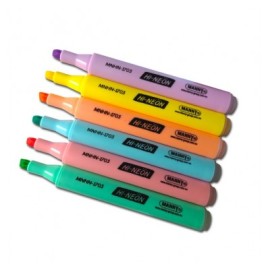 Resaltador Manny triangular rosa pastel